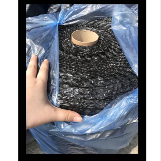 

Packingan Bubble wrap hitam untuk tambahan biar aman