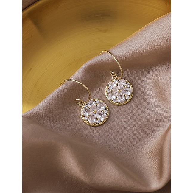 LRC Anting Tusuk Fashion White Zircon Disc Flower P75272