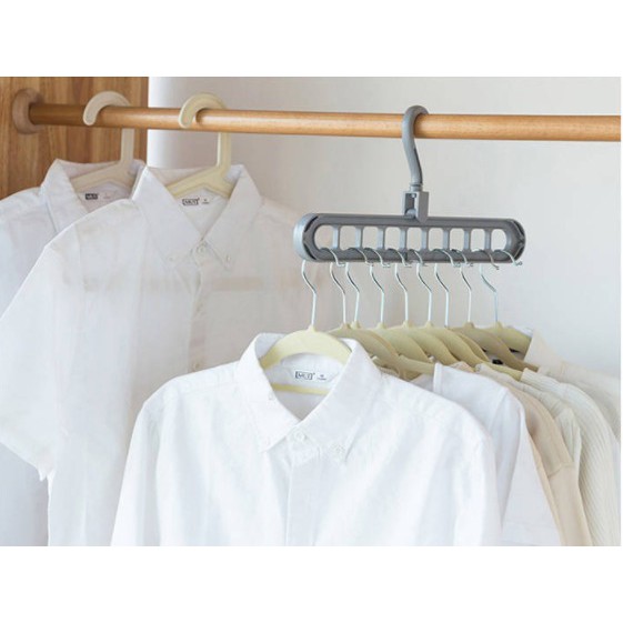 Magic hanger / foldable hanger