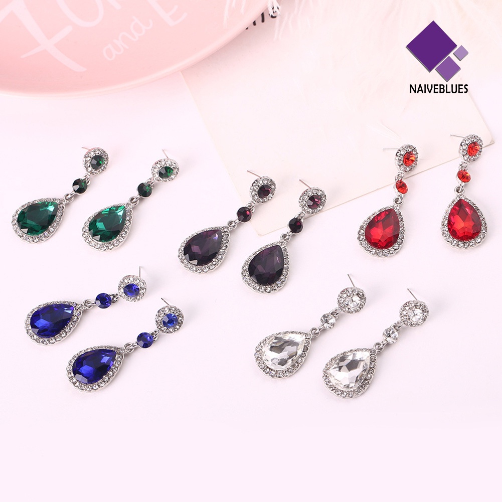 Anting Stud Panjang Bentuk Waterdrop Aksen Berlian Imitasi Untuk Wanita