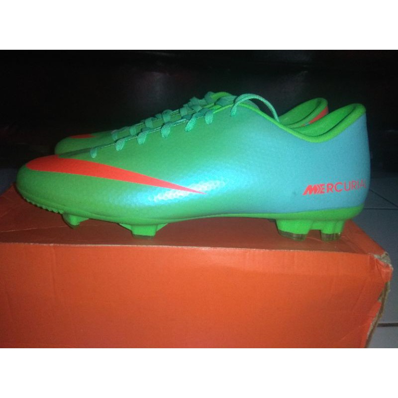 SEPATU Bola Nike Mercurial Victory IV FG original