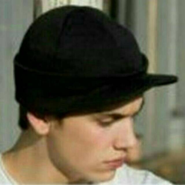 Topi pria gaul untuk musim dingin