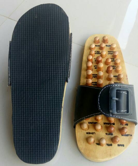 Pijat Dan Sandal Terapi Kayu, Sandal Pijat Repleksi Kayu, Sendal Pijat Kesehatan Kayu