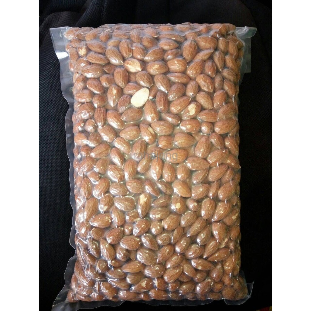 

ALMOND PANGGANG / ROASTED ALMOND 1KG