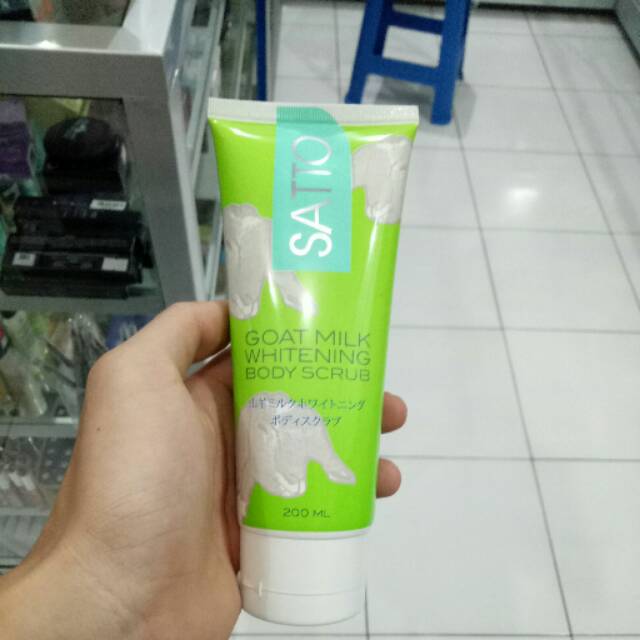 SATTO GOAT MILK WHITENING BODY SCRUB