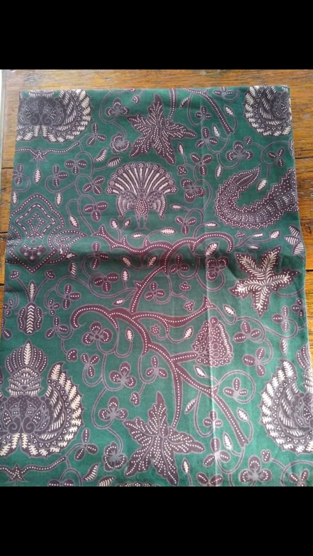 (best Seller) Kain Batik Solo (cabut Alusan) Motif Wahyu Tumurun Warna Dasar Hijau Botol