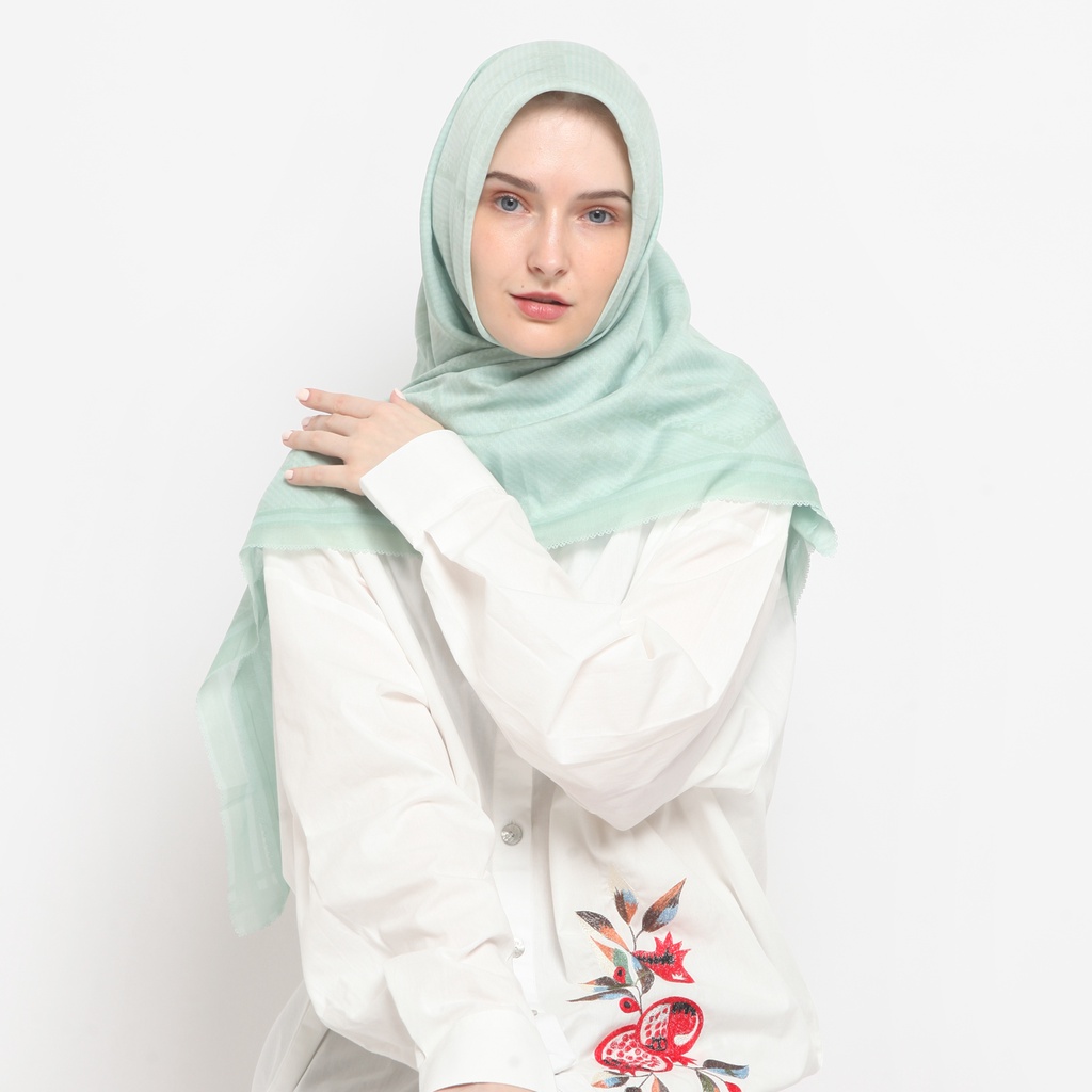 KLA by Itang Yunasz Hijab Sofia Mint
