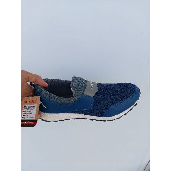 SEPATU ANDO CARLO SLIP ON DEWASA 39-43