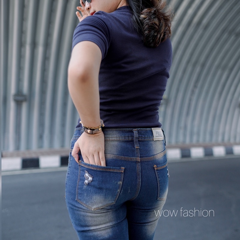 WOW-Jenner Celana Jeans//Celana 7/9 Ripped Wanita//Celana Jeans Wanita//Celana Sobek Wanita