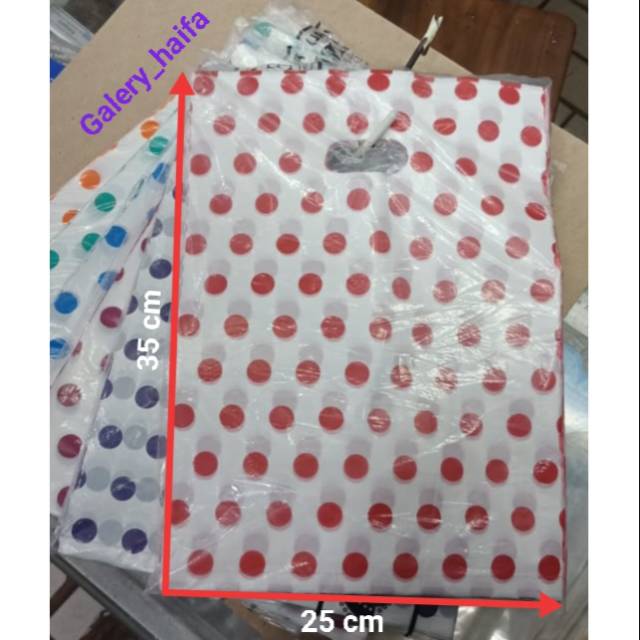 Kantong Plastik Motif Polkadot Ukuran 25x35 cm