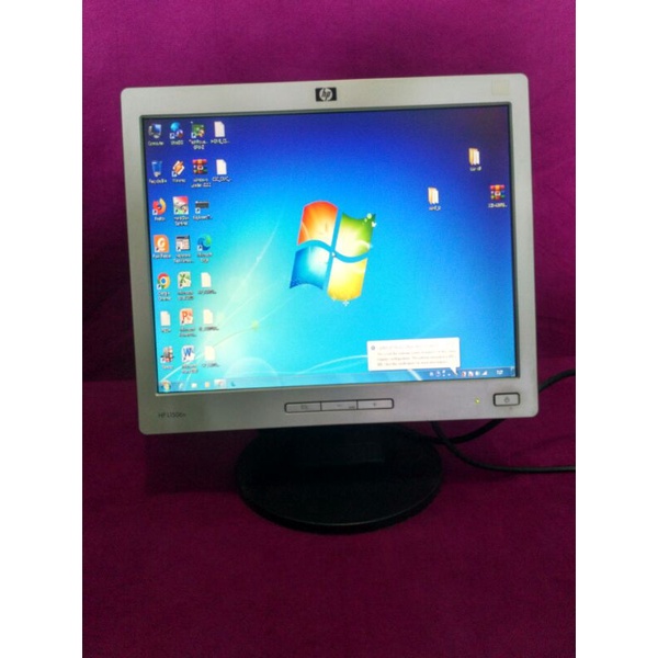 LCD Monitor 15 Inch Kotak