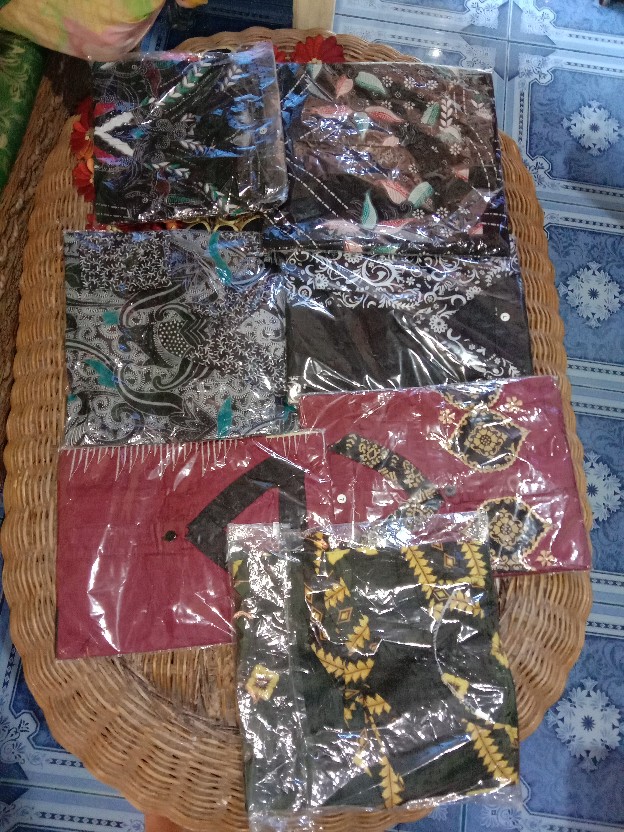 Sarimbit Modern Keluarga Couple Batik Keluarga Terlengkap/ Sarimbit Batik / Batik Couple Ada Anaknya