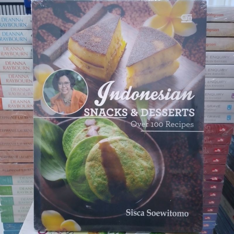 Indonesian snacks & desserts over 100 recipes - sisca soewitomo
