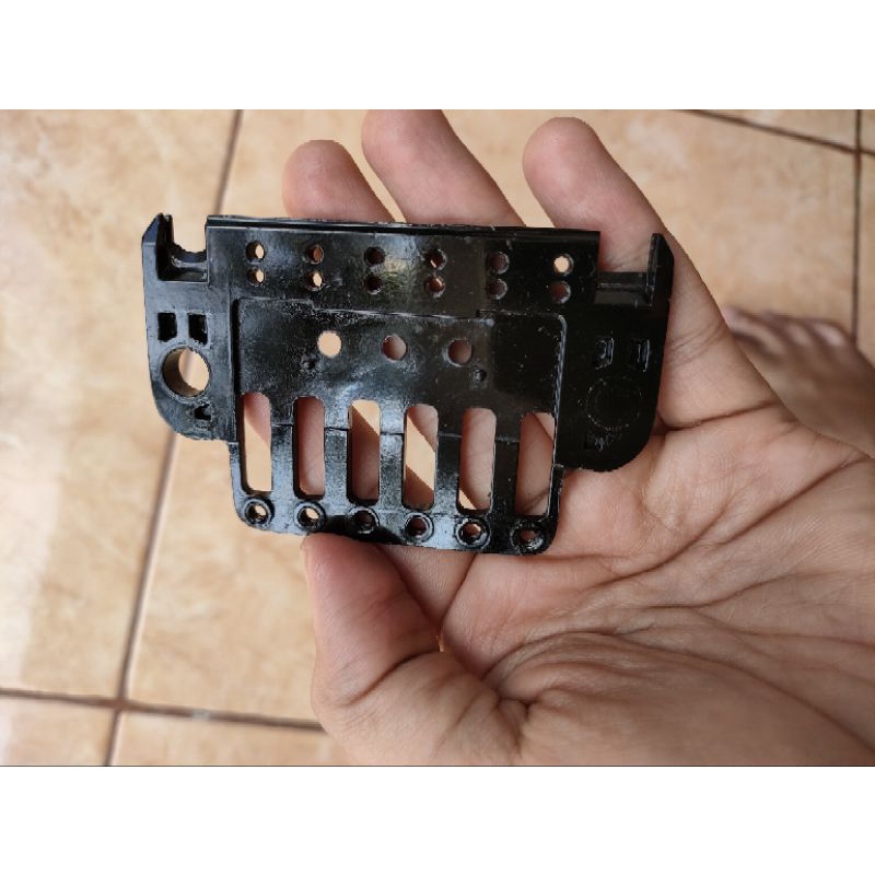 plate tremolo edge zero hitam tremolo gitar kondisi copotan