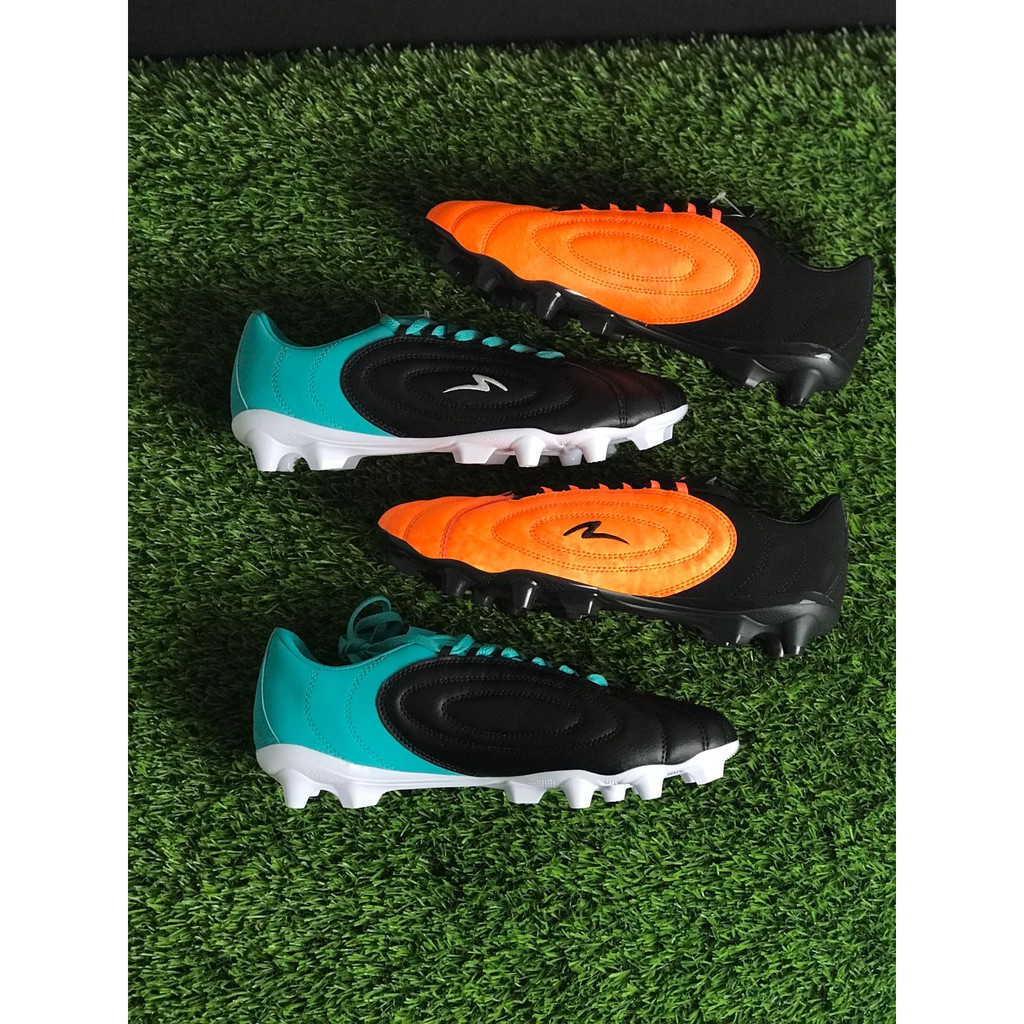 Sepatu Bola Specs Barricada Fuerza Pro FG