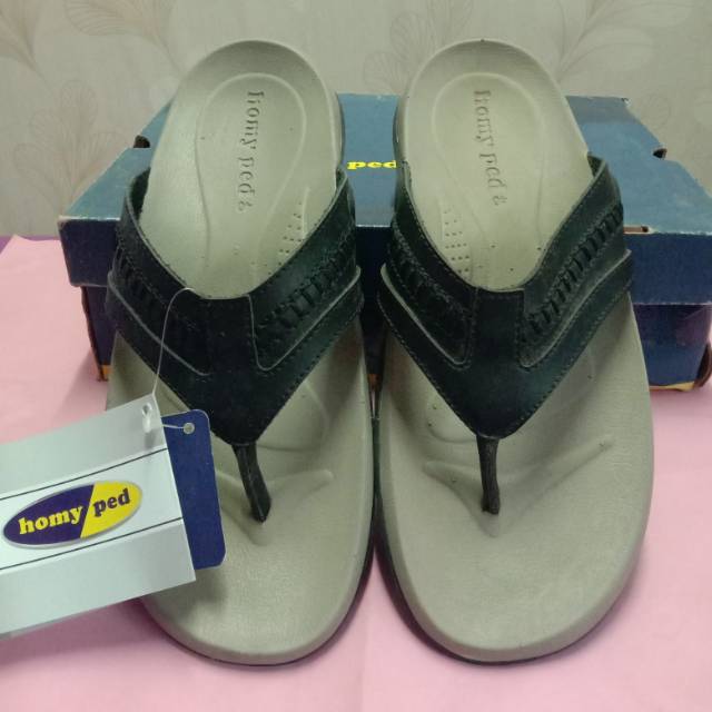 Homyped sandal pria brand ori hitam size 40