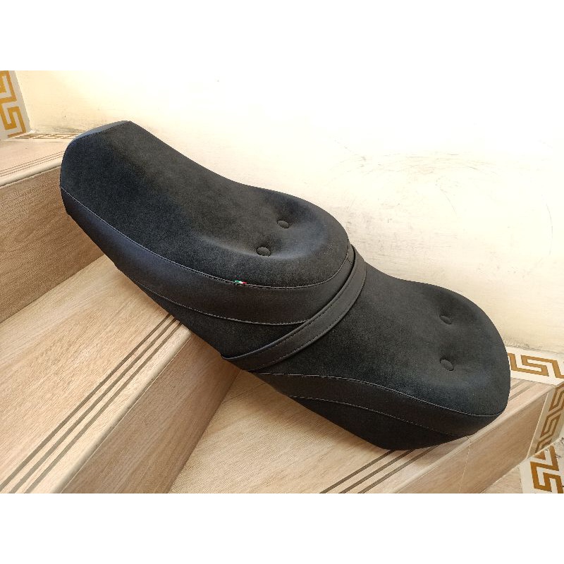 Jual jok seat king and queen original spam soft italy vespa largeframe