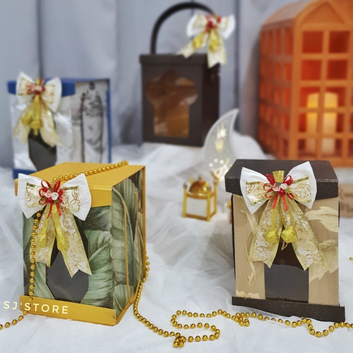 

Box hampers lebaran idul fitri tempat kue kering manis