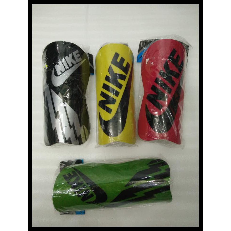 Murah di Shopee deker futsal Nike /deker bola Nike QR0232