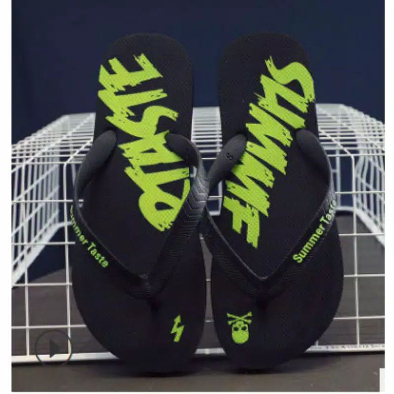 SANDAL JEPIT PRIA MOTIF LOGO STRUM-2