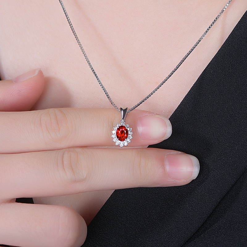 [Ready Stock]Fashion Inlaid Ruby Full Diamond Pendant Necklace