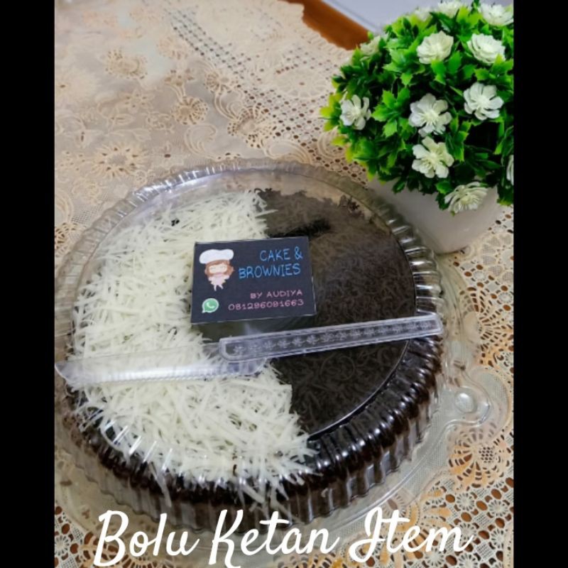 

BOLU KETAN ITEM DUA VARIAN RASA ukuran 22x22x8cm