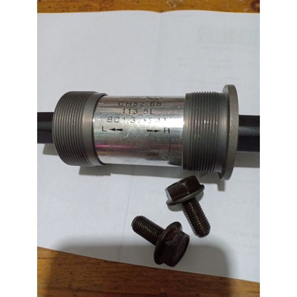 BB Bering bottom bracket as kotak merk CH UNITED ukuran 113 5L