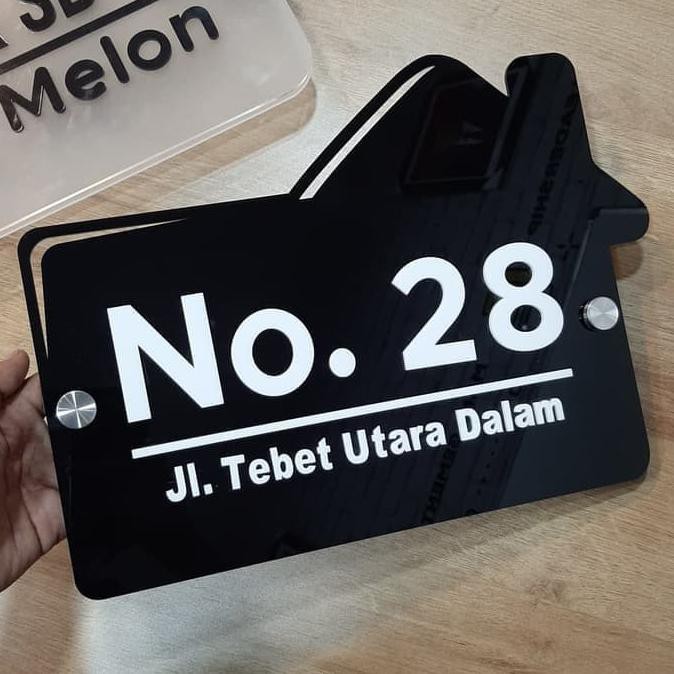 

Papan alamat & Nomor Rumah Modern Eksklusif acrylic ukuran 30 x 18