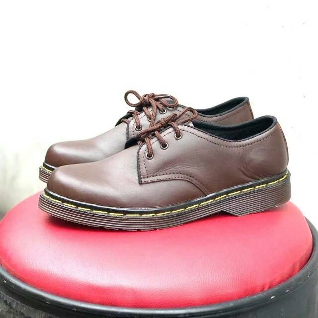 GRATIS ONGKIR ! SEPATU DOCKMART KULIT ASLI MADE IN ENGLAND