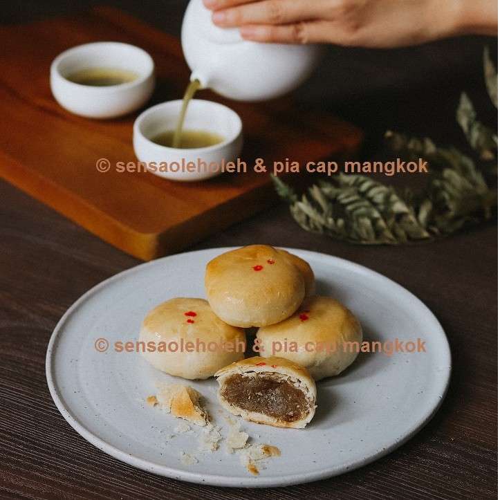 

Kue Pia Cap Mangkok Halal Isi 5 Khas Malang