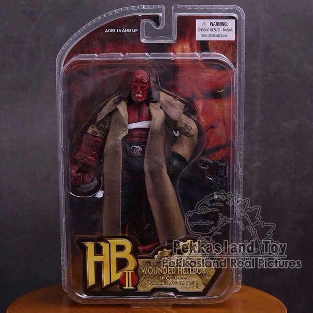 Action figure Mezco Hellboy