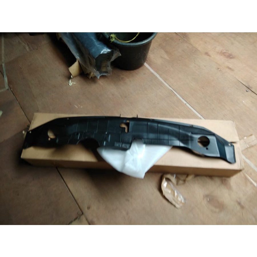 COVER ATAS GRILLE RADIATOR XPANDER 2018