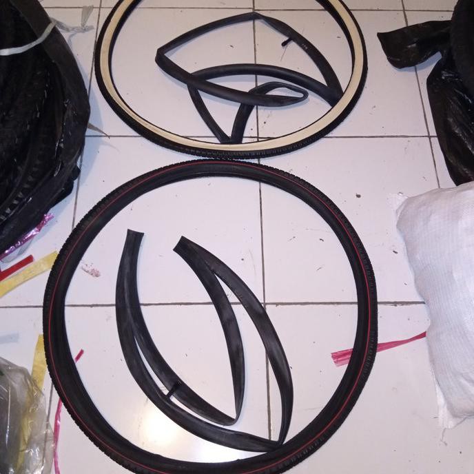 1 Set 26 X 1 3/8 Ban Luar Dalam United Sepeda Jengki / Taiwan Jepang