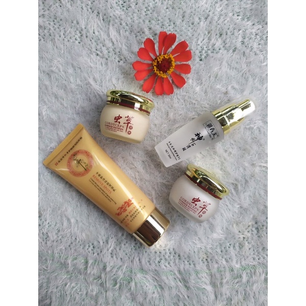 paket wajah YU CHUN MEI ORIGINAL IMPORT/ganoderma/cream herbal ORDYCEPS/YUCHUNMEI/HCI bpom termurah 