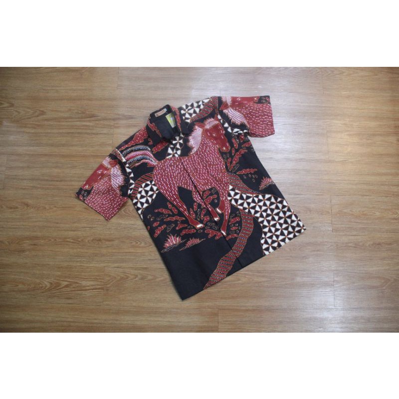Kemeja Batik Pria Lengan Pendek Motif Kuda