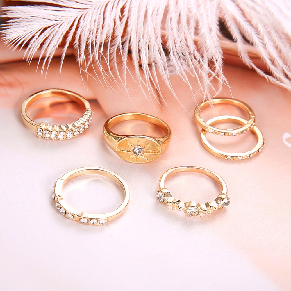 Hu Hu Hu Hu Hu Alat Bantu Pasang Kacamata♡ 6pcs / Set Cincin Wanita Bentuk Matahari Aksen Berlian Imitasi Untuk Pesta