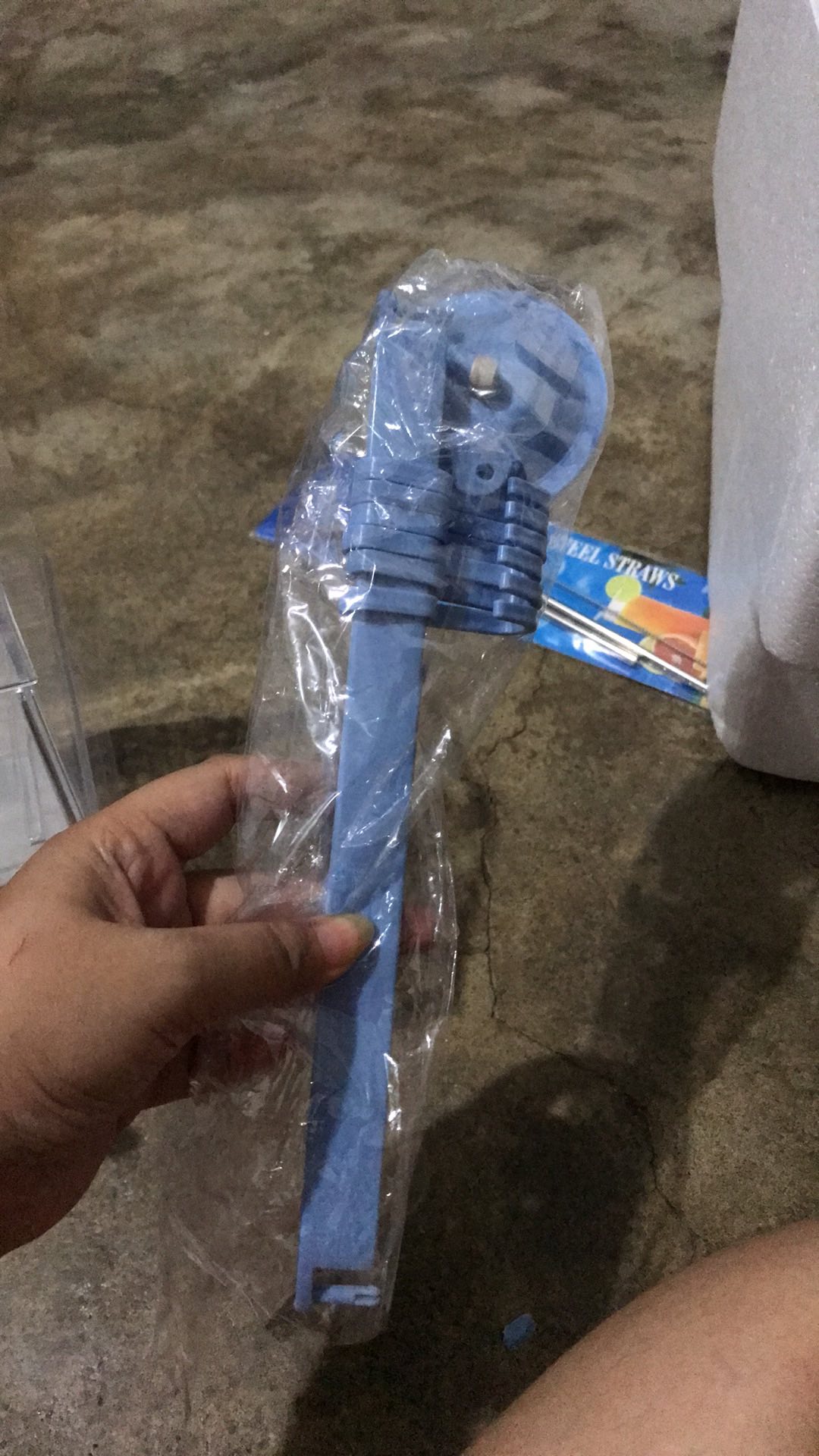 Gantungan Dingding Multifungsi Gantung Alat Dapur Gantung Baju Gantungan Kamar Mandi Suction 6 Kail