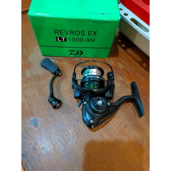 reel spinning daiwa revros ex lt1000-xh