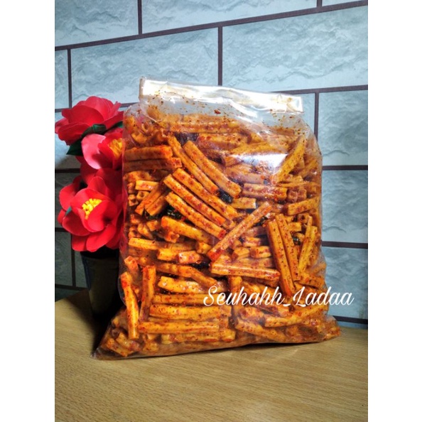 

krupuk potato bantat extra pedas daun jeruk 1kg