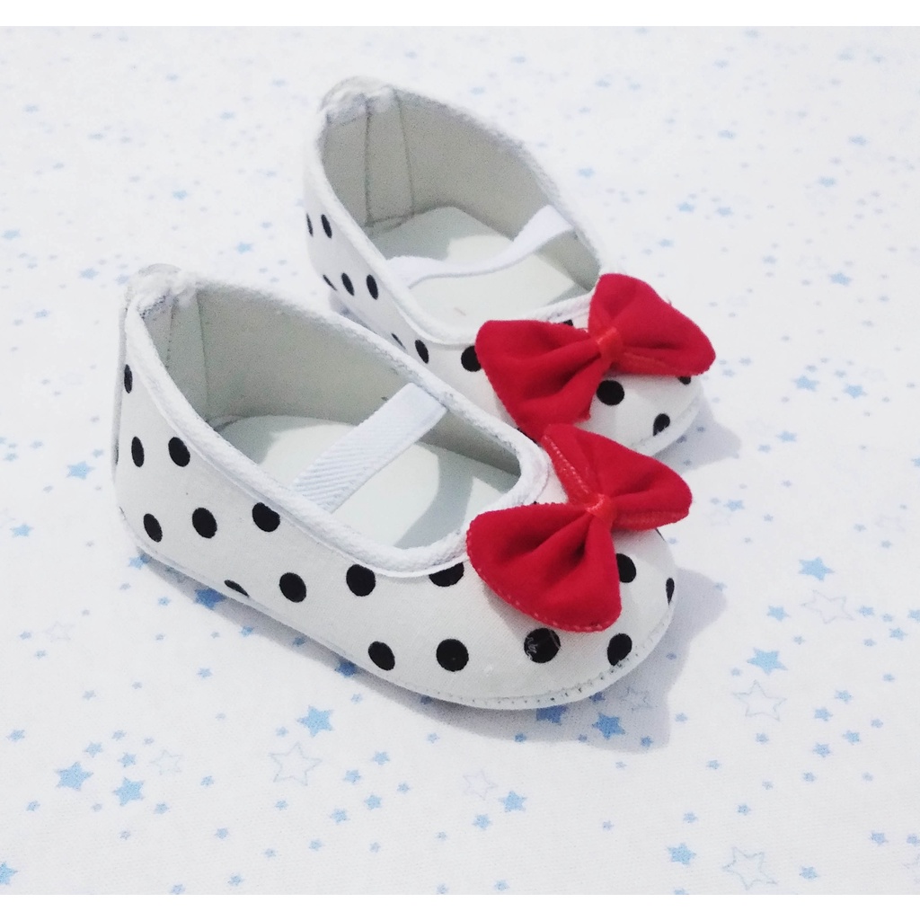 Sepatu Bayi Perempuan Polka Prewalker   ukuran 11 cm   4-7 bln