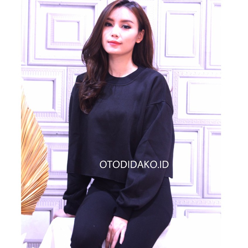 [BAYAR DITEMPAT] BASIC SWEATER CROP ALLSIZE & BIG SIZE-HITAM