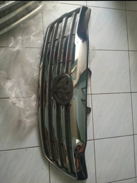 GRILE FORTUNER GRIL DEPAN FORTUNER 2012-2015 CRHOM original