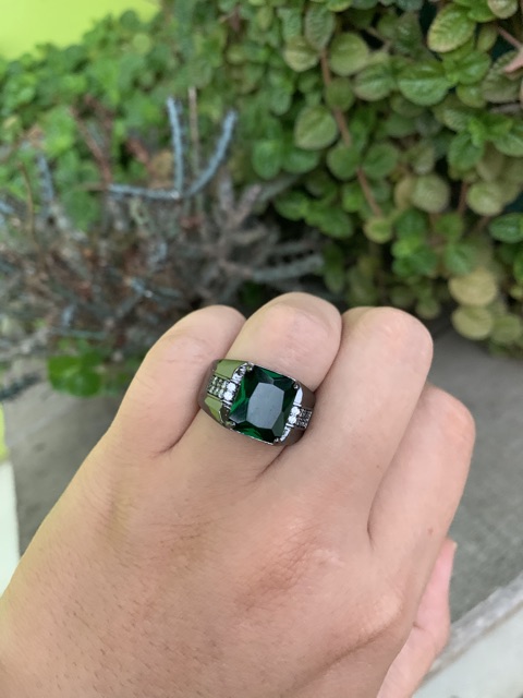 Cincin Casual Pria Akik Zamrud Hijau Emerald Green Ring Hitam 18 K Gold Filled dan Perak