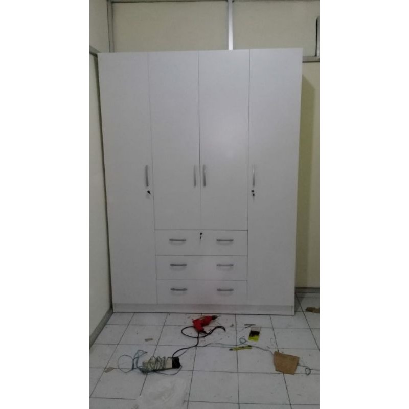 LEMARI PAKAIAN PINTU 4/LEMARI PAKAIAN MINIMALIS/LEMARI BAJU