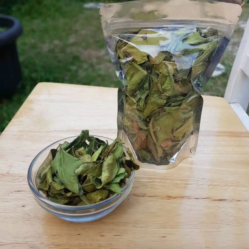 

Daun Jeruk Purut Kering 100gr