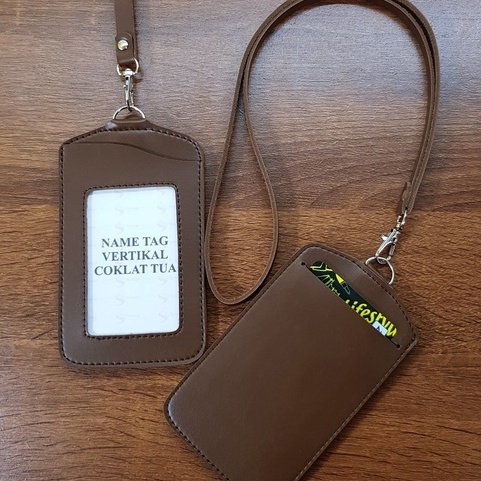 

NAME TAG KULIT / ID CARD HOLDER KULIT / ID CARD / GANTUNGAN NAMA ID CARD MURAH SS13