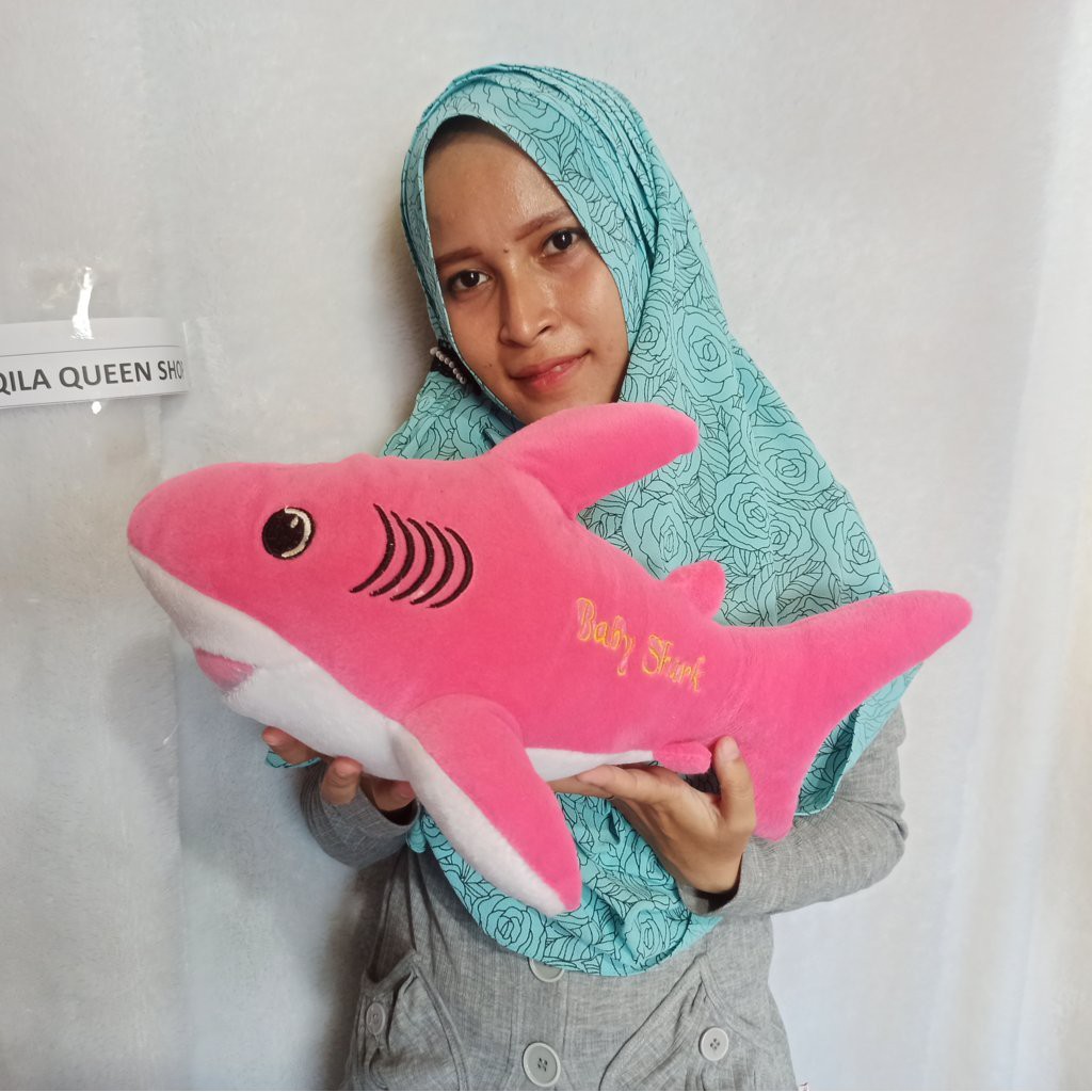 Boneka IKAN Hiu Baby shark size M