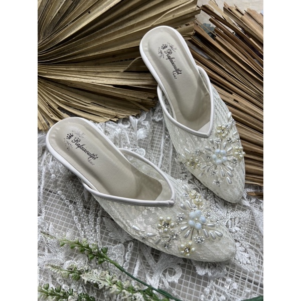 sepatu Rafaizoutfit sepatu wanita sepatu wedding amena broken white 5cm tahu