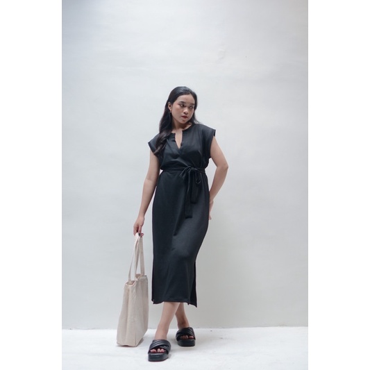 AMICLO || MOGAN DRESS