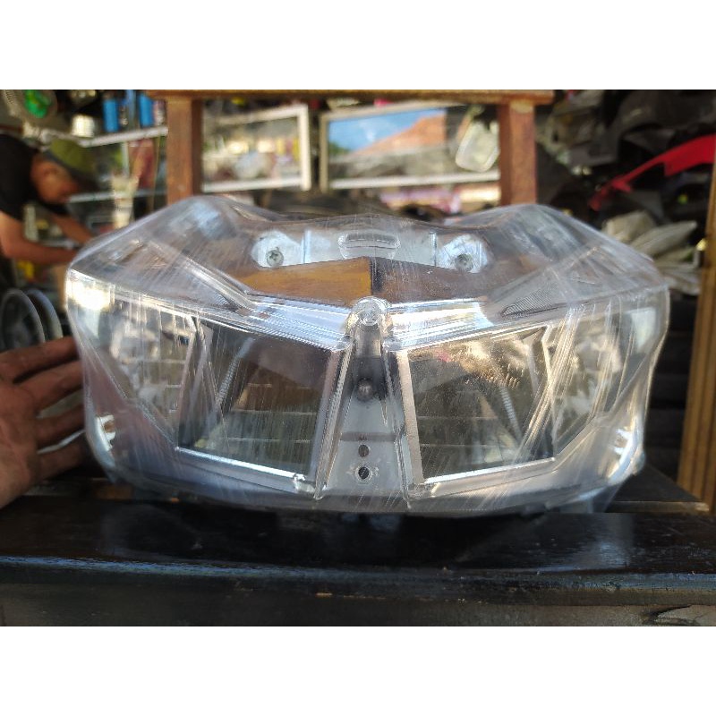 REFLEKTOR SET MIKA LAMPU DEPAN VARIO 150 / 125 LED 2015-2017 ORIGINAL